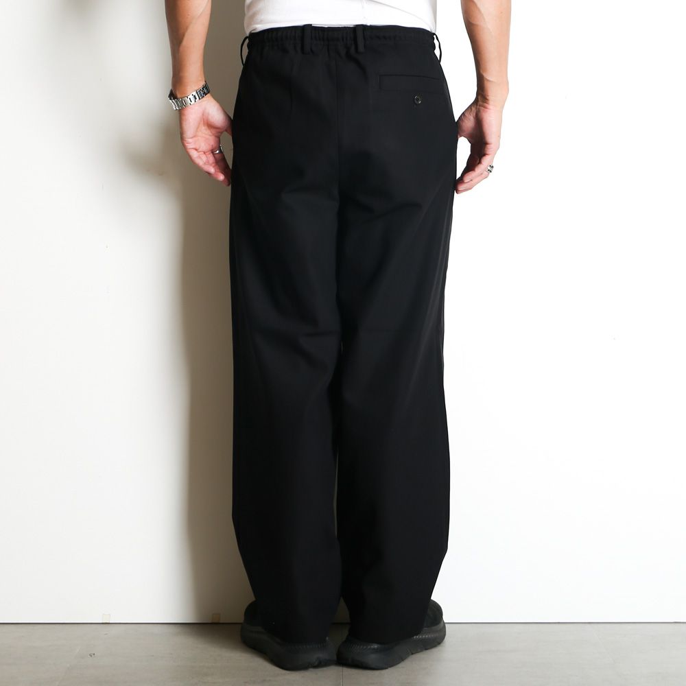 DOUBLE PLEATED EASY TROUSERS - BLACK / オーガニックコットン サバイバルクロス - ダブルプリーテッドワイドトラウザーズ / A26A93PT02C