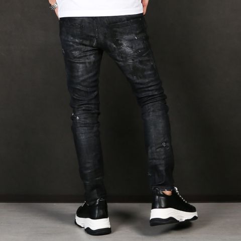 DSQUARED2
