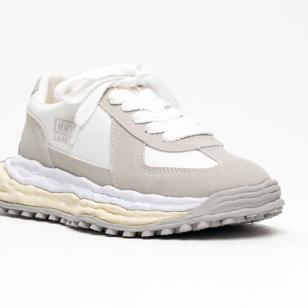 "LARRY"(ラリー) original sole Mix Material Low-top Sneaker - WHITE / A14FW703