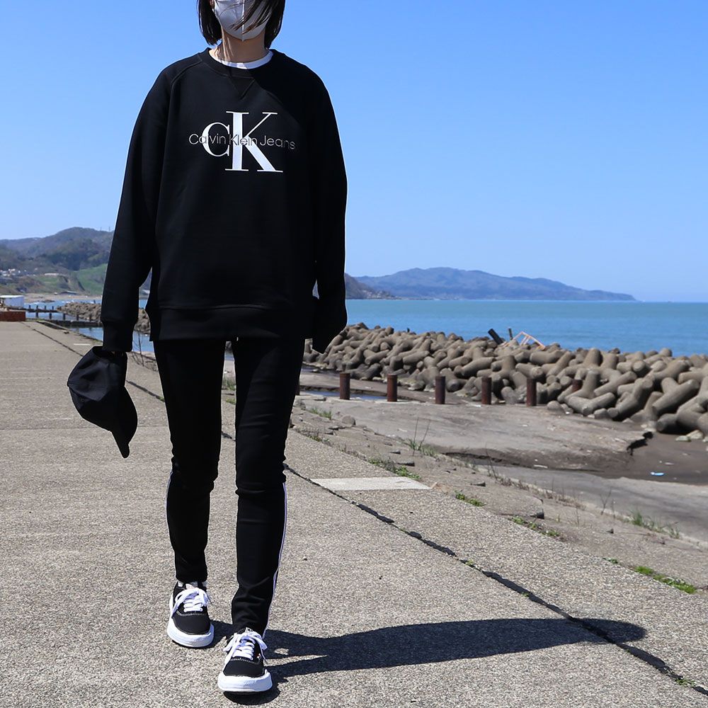 Calvin Klein Jeans】【RESOUND CLOTHING】【Maison MIHARA  YASUHIRO】コーディネート(女性モデル167cm) 3469 chemical conbination