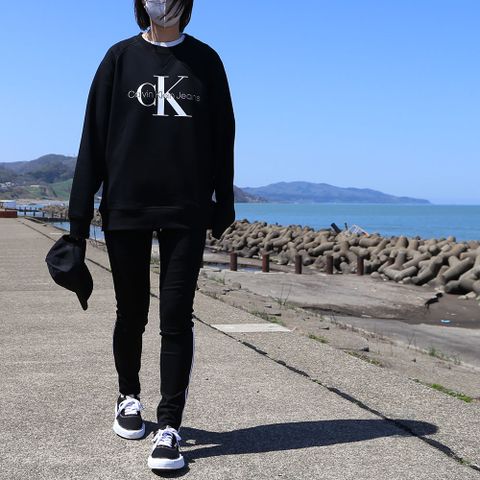 【Calvin Klein Jeans】【RESOUND CLOTHING】【Maison MIHARA YASUHIRO】コーディネート(女性モデル167cm)