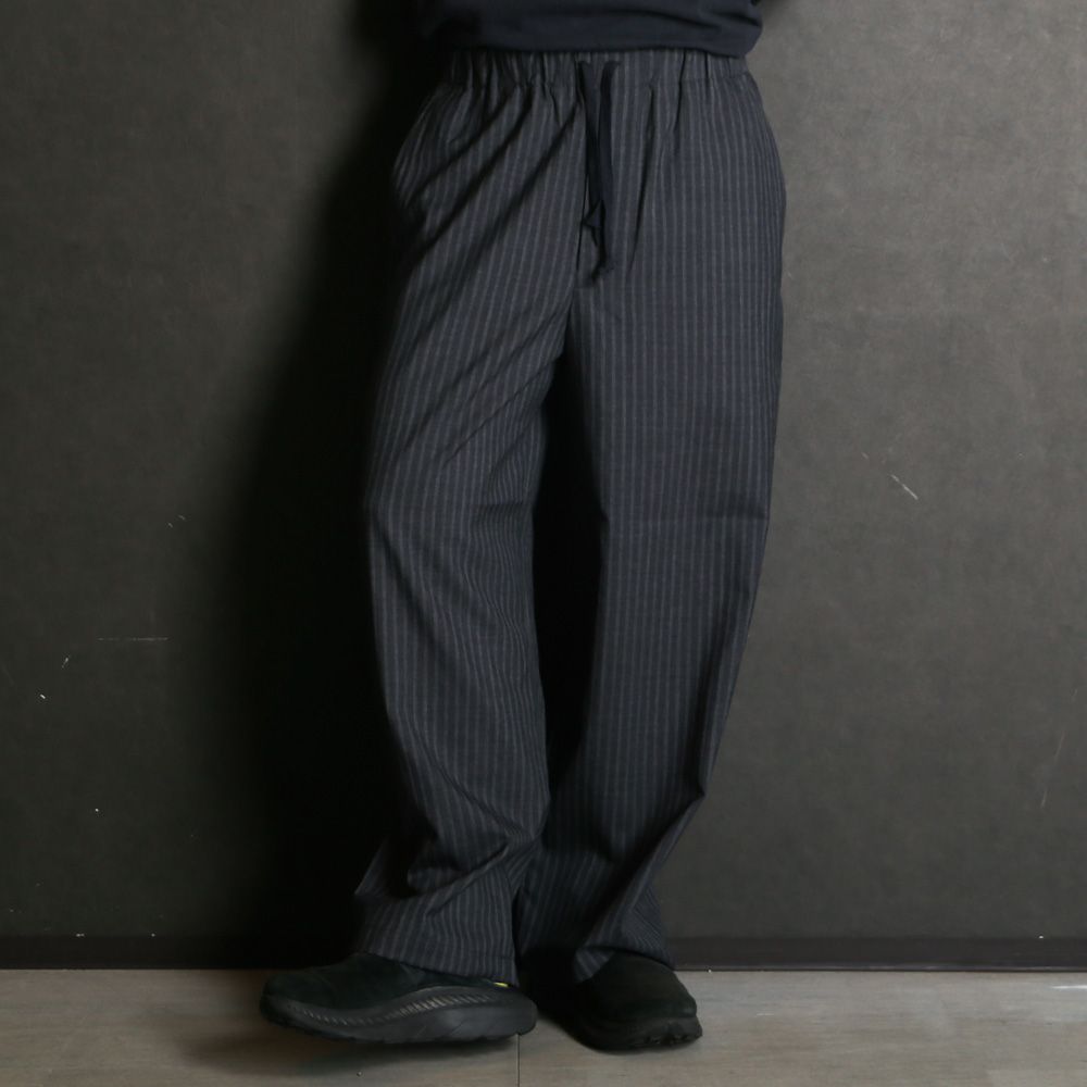 WIDE CYLINDER FIT EASY PANTS - GRAY STRIPE / 2/72 ウールトロピカルワッシャー - ワイドシリンダーフィット イージーパンツ / M26A11PT01C