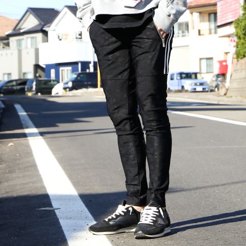 【RESOUND CLOTHING × chemical conbination】