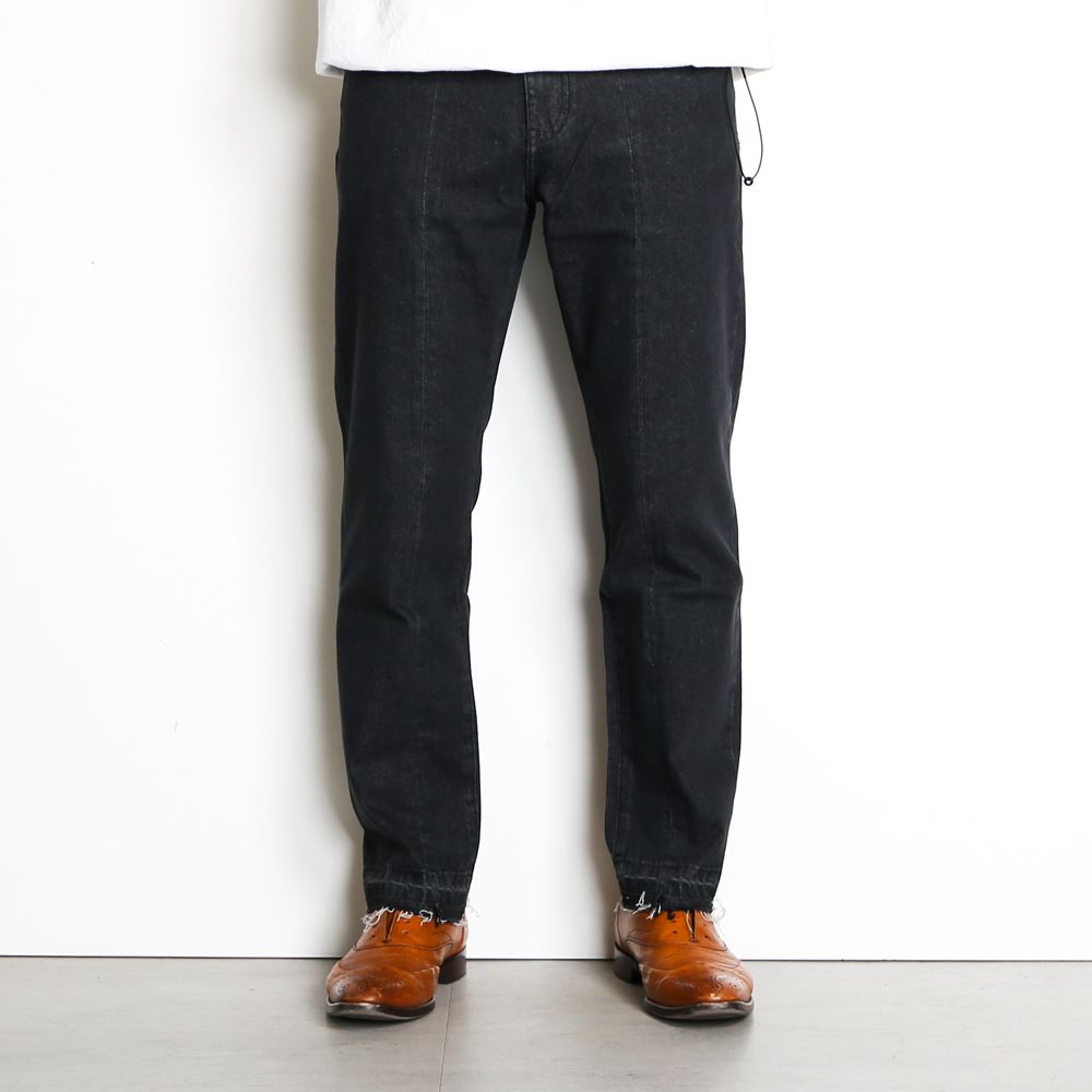 WASHED DENIM PANTS / センタースリット デニムパンツ / VTM-21-P-032