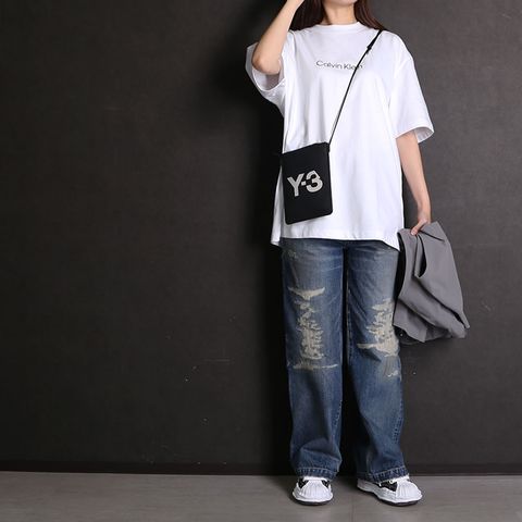 【VICTIM】【Calvin Klein Jeans】【Y-3】【Maison MIHARA YASUHIRO】コーディネート(女性モデル166cm)