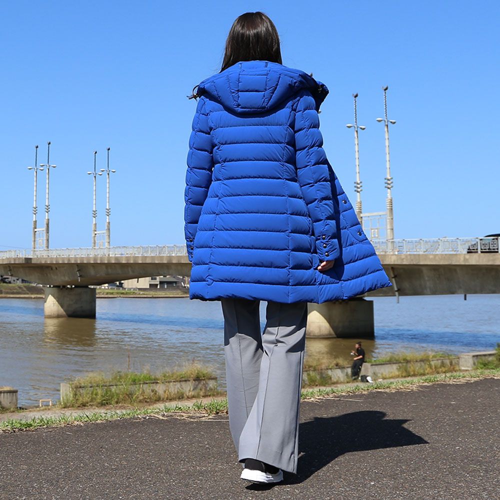 CAPE HORN×TAAKK×Maison MIHARA YASUHIRO コーディネート(女性モデル167cm)