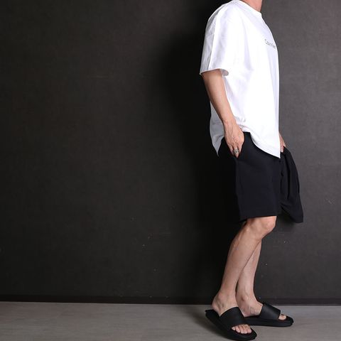 【VICTIM】【Calvin Klein Jeans】【Y-3】コーディネート