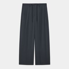 TRIPLE PLEATED EASY TROUSERS - CHARCOAL / オーガニックウール2/80トロピカル - トリプルプリーテッドイージートラウザーズ / A26B04PT02C