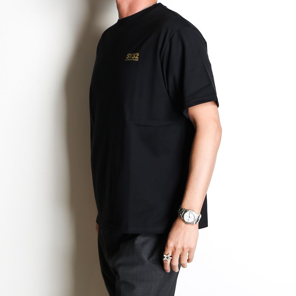 【ラスト1点-サイズS】BACK SLASH BIG LOGO TEE - BLACK × GOLD / グラフィックTシャツ / 14154J-W