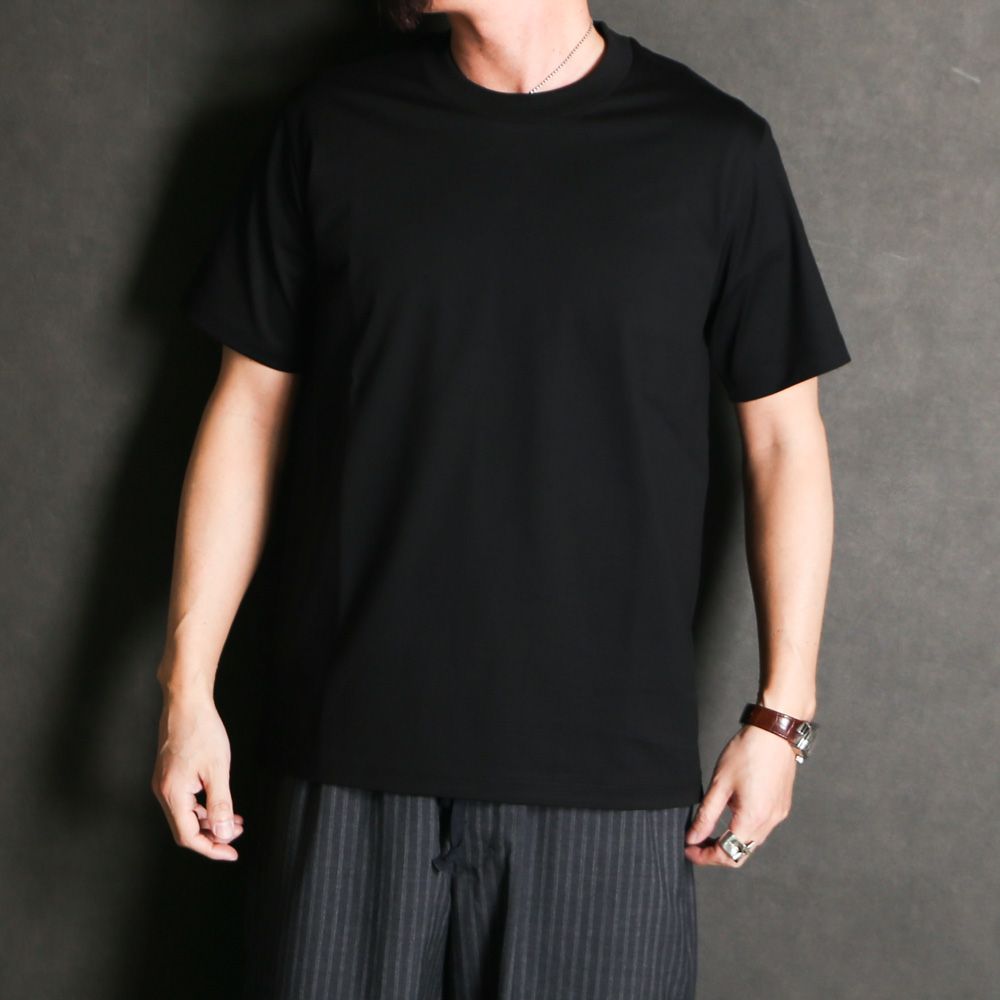 REGULAR FIT Tee - BLACK / オーガニックGIZA 80/3 天竺 サバイバルクロス® - レギュラーフィットTee / A26A19CS04B