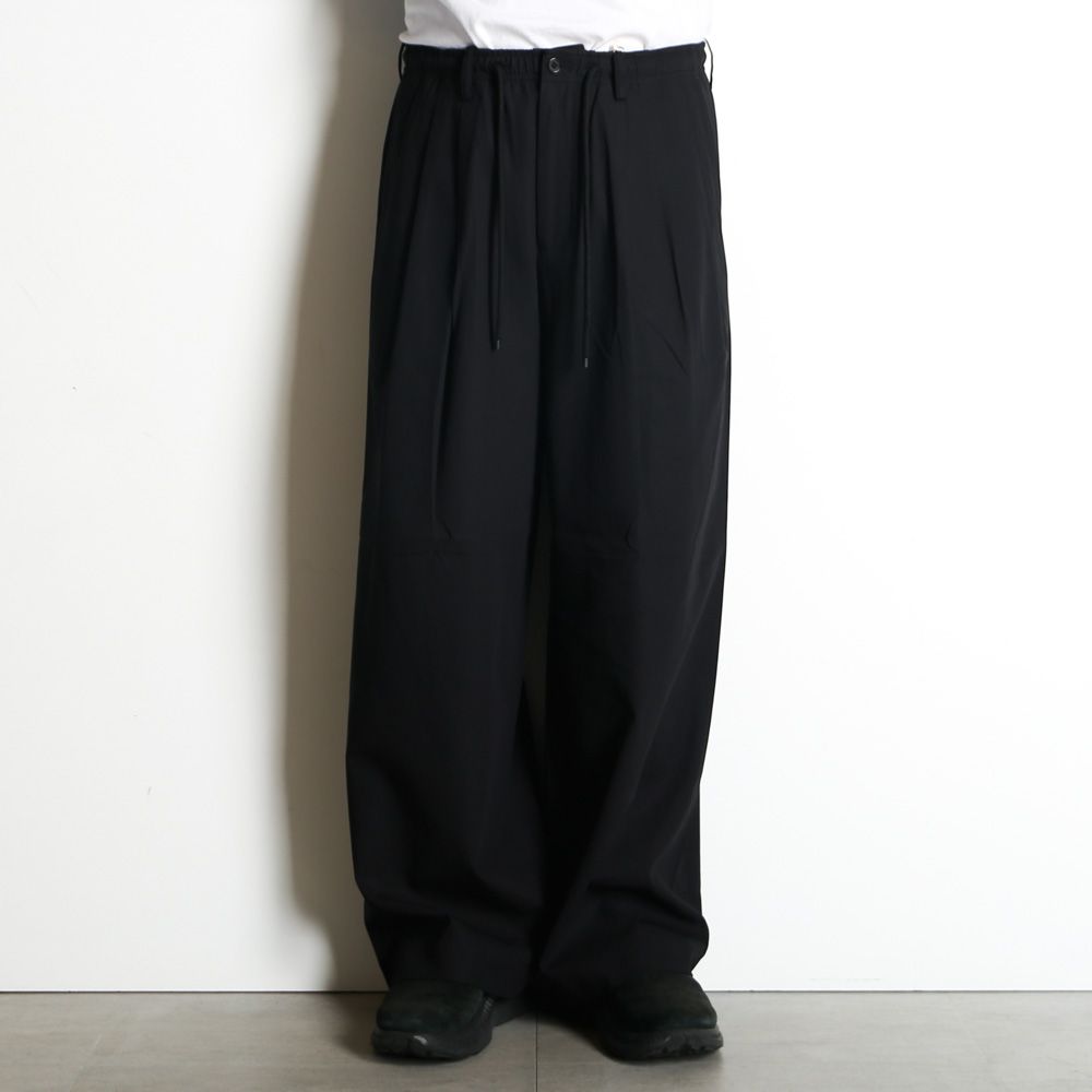 TRIPLE PLEATED EASY TROUSERS - BLACK / 60/2オーガニック強燃ボイル3/2ツイル - トリプルプリーテッドイージートラウザーズ / A26A16PT02C
