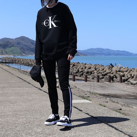 【Calvin Klein Jeans】【RESOUND CLOTHING】【Maison MIHARA YASUHIRO】コーディネート(女性モデル167cm)