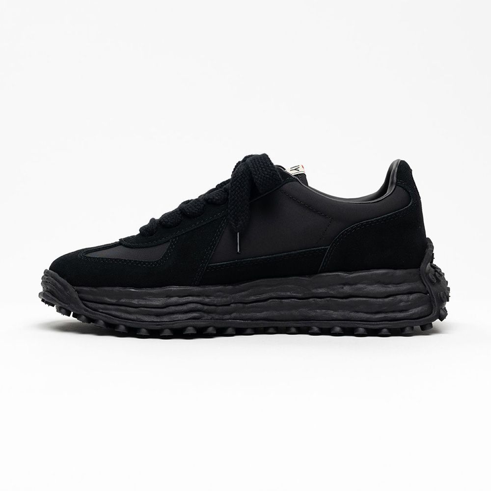 "LARRY"(ラリー) original sole Mix Material Low-top Sneaker - BLACK × BLACK / A14FW703