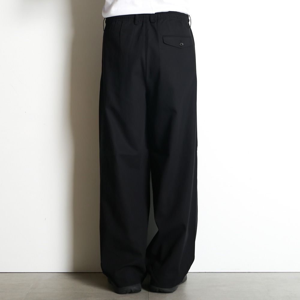 TRIPLE PLEATED EASY TROUSERS - BLACK / 60/2オーガニック強燃ボイル3/2ツイル - トリプルプリーテッドイージートラウザーズ / A26A16PT02C