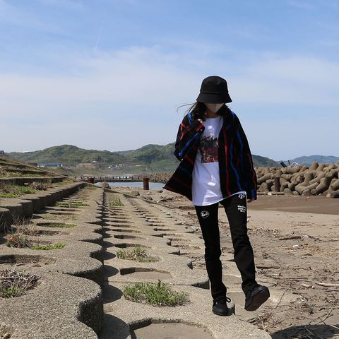 【VICTIM】【RATS】【MINEDENIM】【Maison MIHARA YASUHIRO】コーディネート(女性モデル167cm)