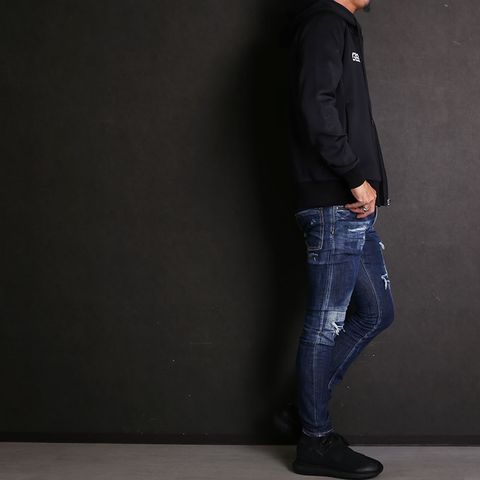 【SY32 by SWEET YEARS】【MINEDENIM】【DSQUARED2】【Y-3】コーディネート