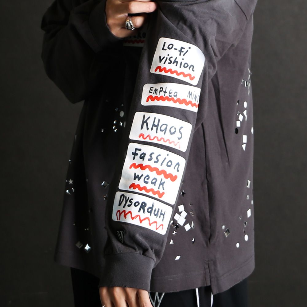Embellished Sticker Long Sleeves Tee - BLACK / エンブリッシュド ステッカー ロングスリーブTシャツ / A16LT591