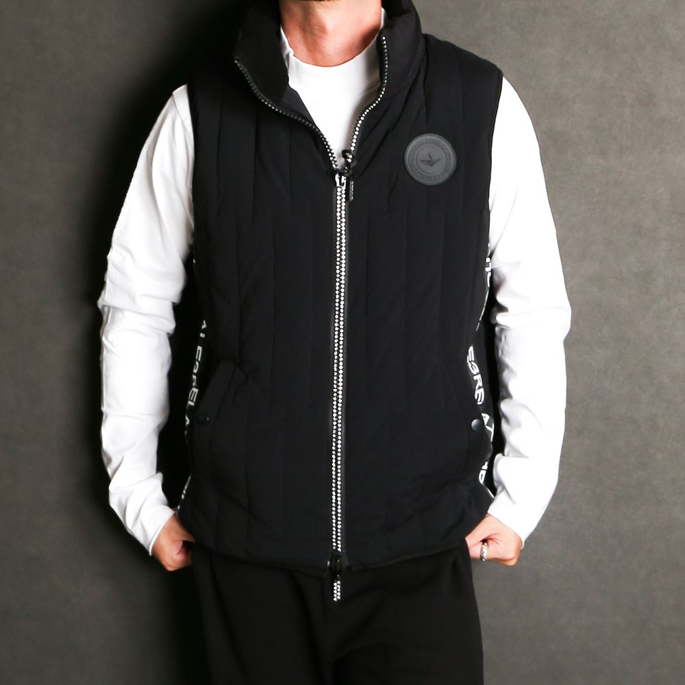 RHINESTONE ZIP SIDELINE LOGO INNER COTTON VEST / ラインストーン サイドロゴ 中綿ハイネックベスト / USO-21071