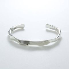 Unbashed Bangle / アンバッシュド バングル GB13008