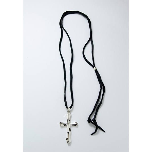 GARNI - Unbashed Cross Pendant - L / アンバッシュド クロス