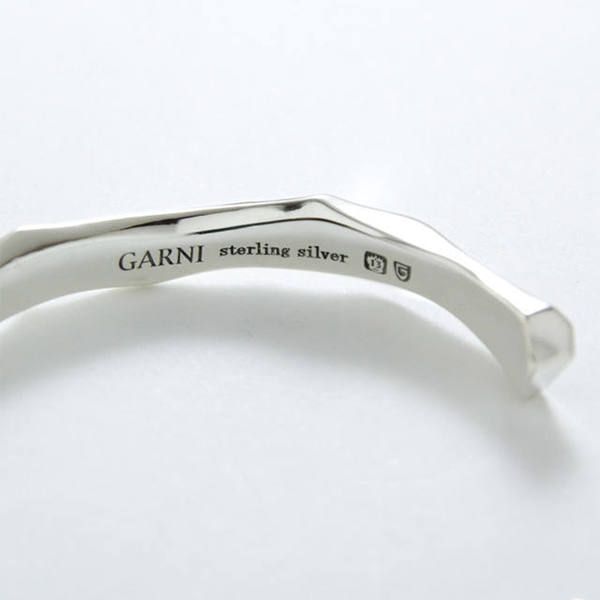 Unbashed Bangle / アンバッシュド バングル GB13008