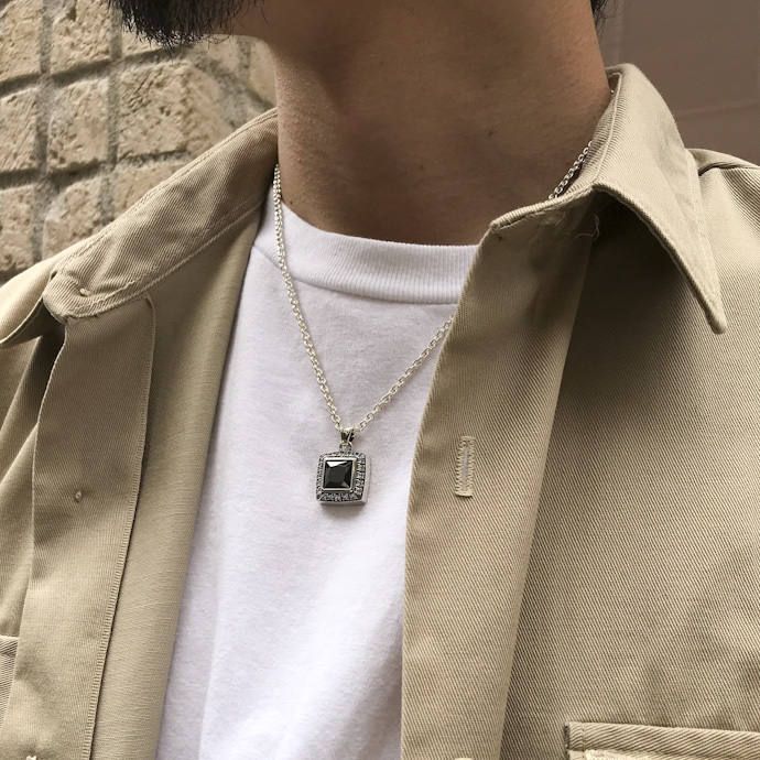 GARNI - 20th Engrave College Pendant - L / 20th イングレイブ