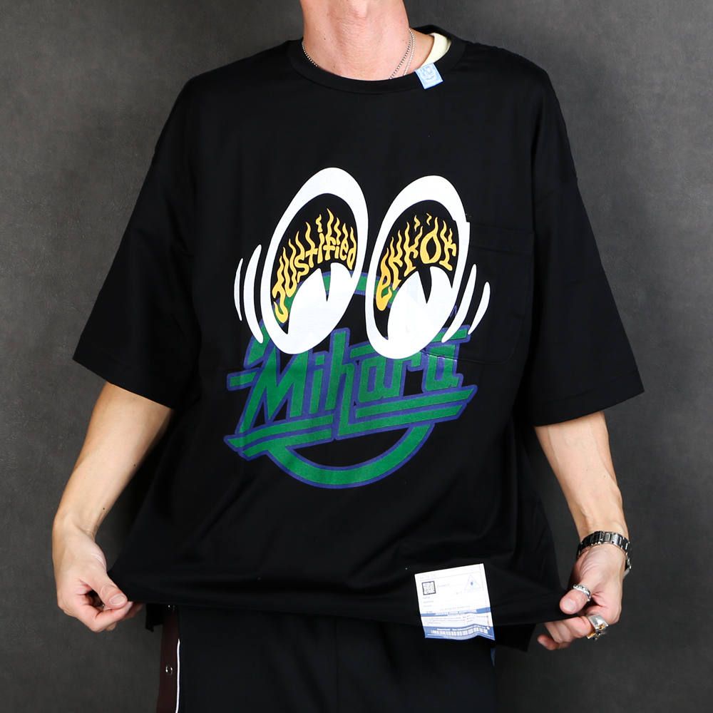 Justified error eye printed T-shirt / プリントTシャツ / A04TS703