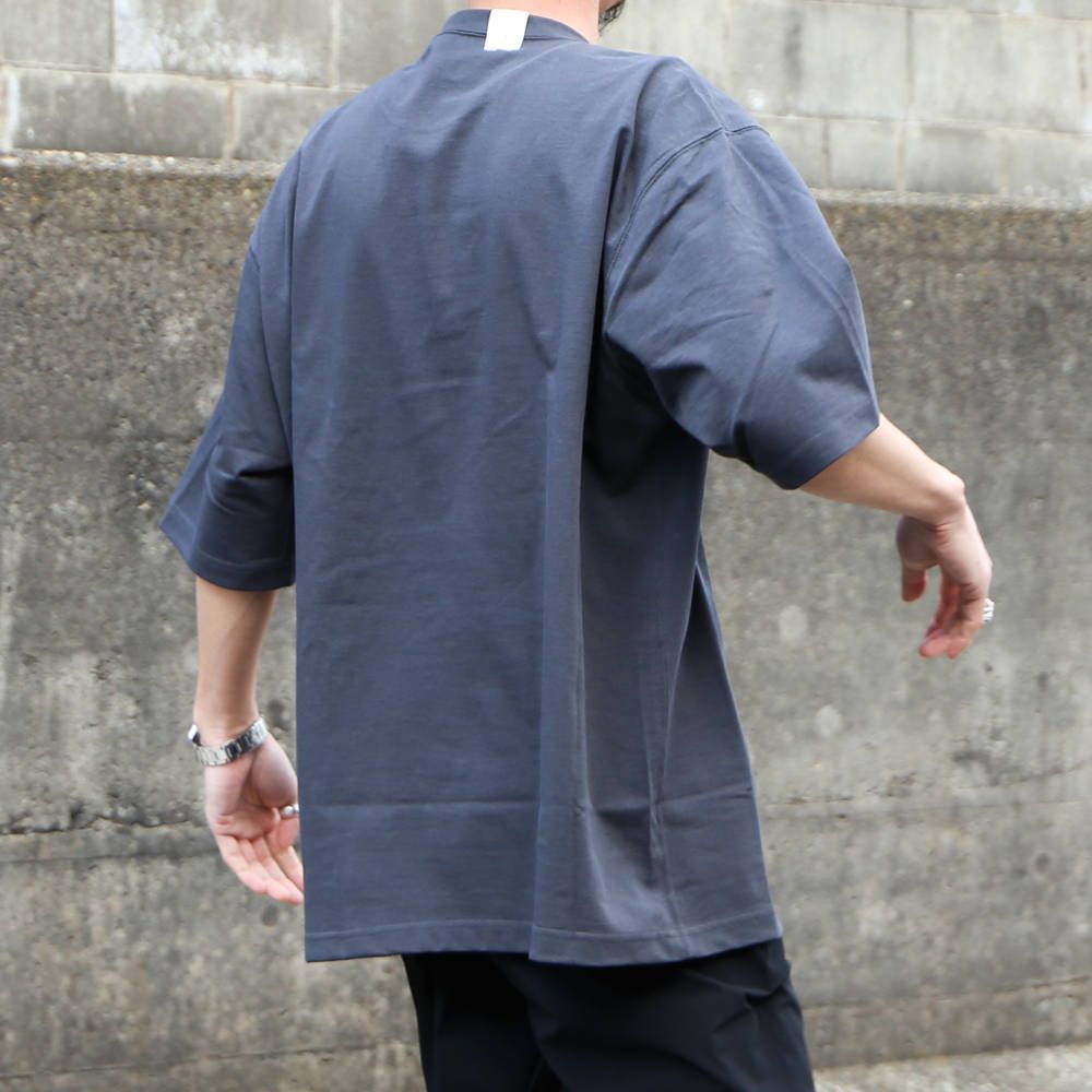 S/S T-SHIRTS / 1201-CS22-045 pieces