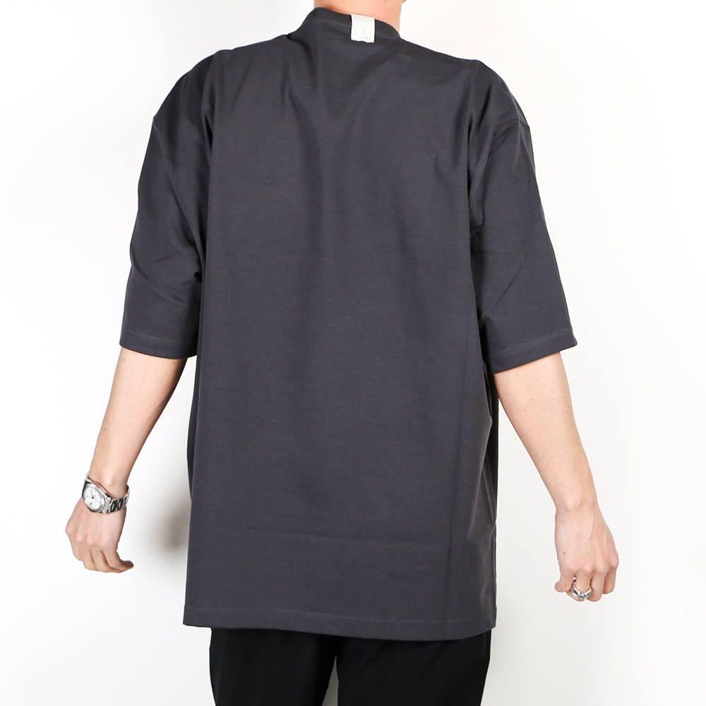 S/S T-SHIRTS / 1201-CS22-045 pieces