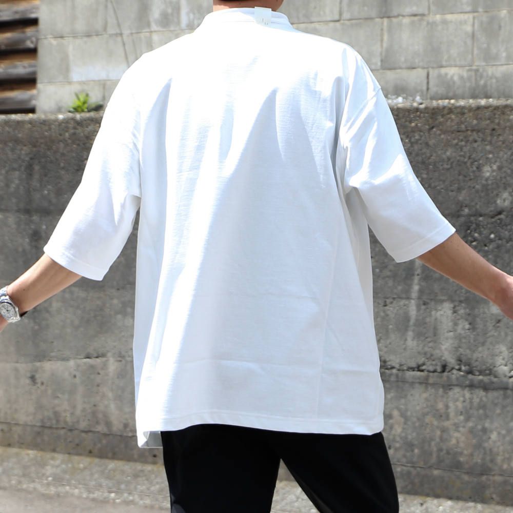 S/S T-SHIRTS / 1201-CS22-045 pieces