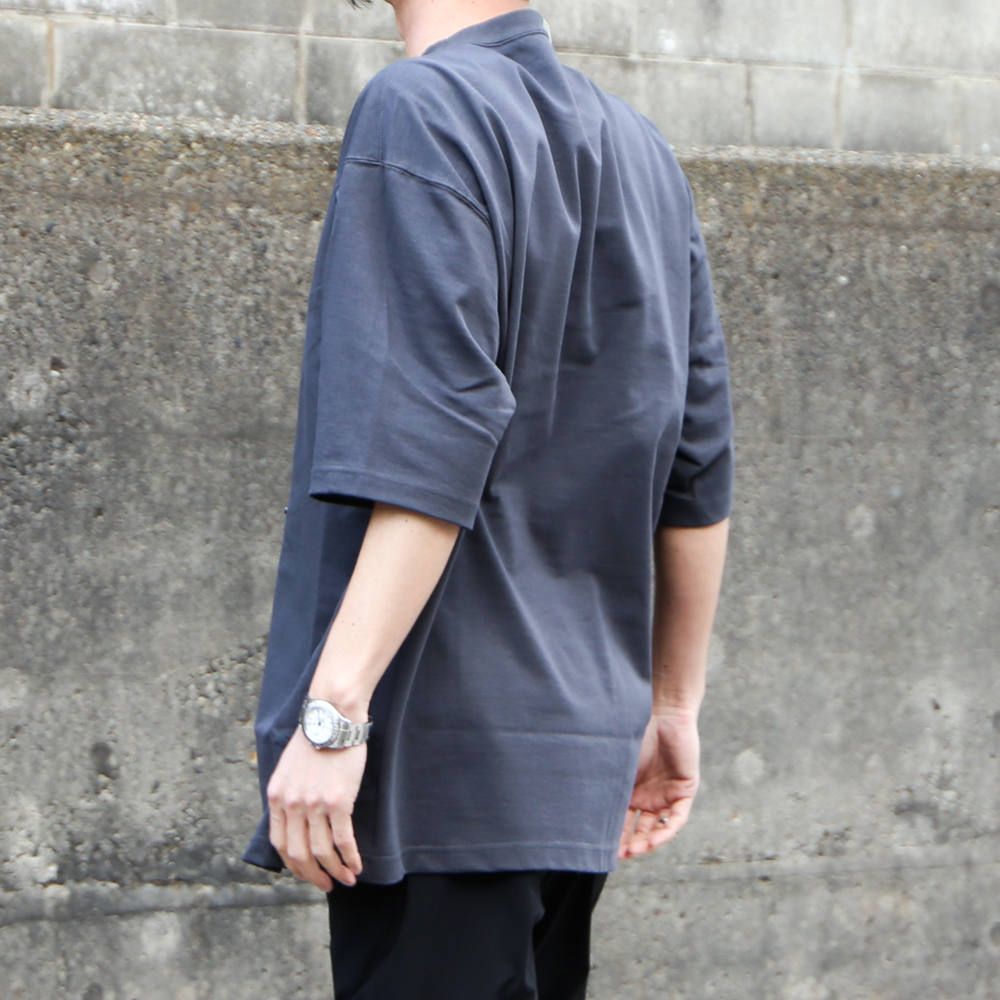 S/S T-SHIRTS / 1201-CS22-045 pieces