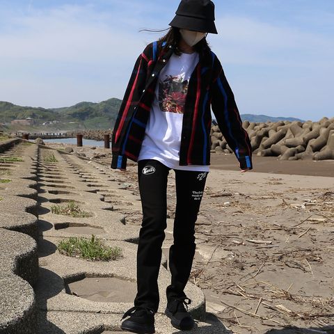 【VICTIM】【RATS】【MINEDENIM】【Maison MIHARA YASUHIRO】コーディネート(女性モデル167cm)