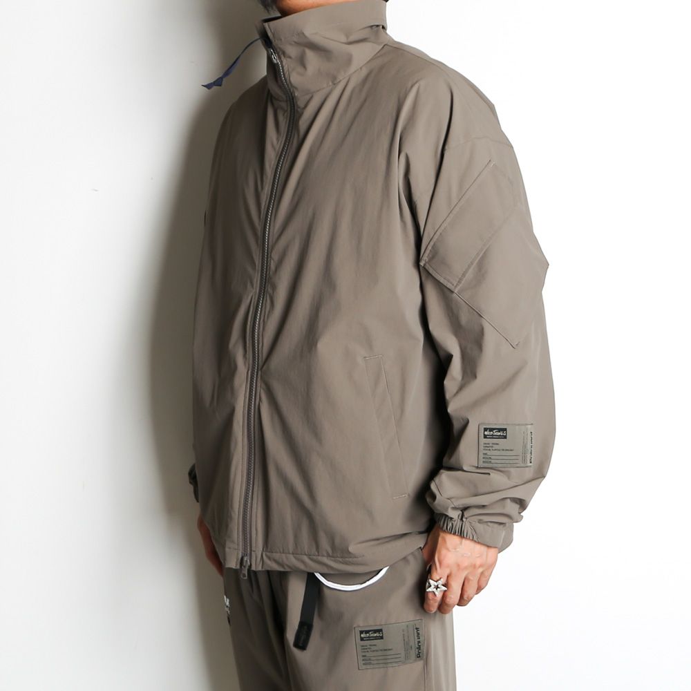 POLIQUANT - × WILDTHINGS / M.A.R.S. SLINGSHOT JACKET / CORDURA