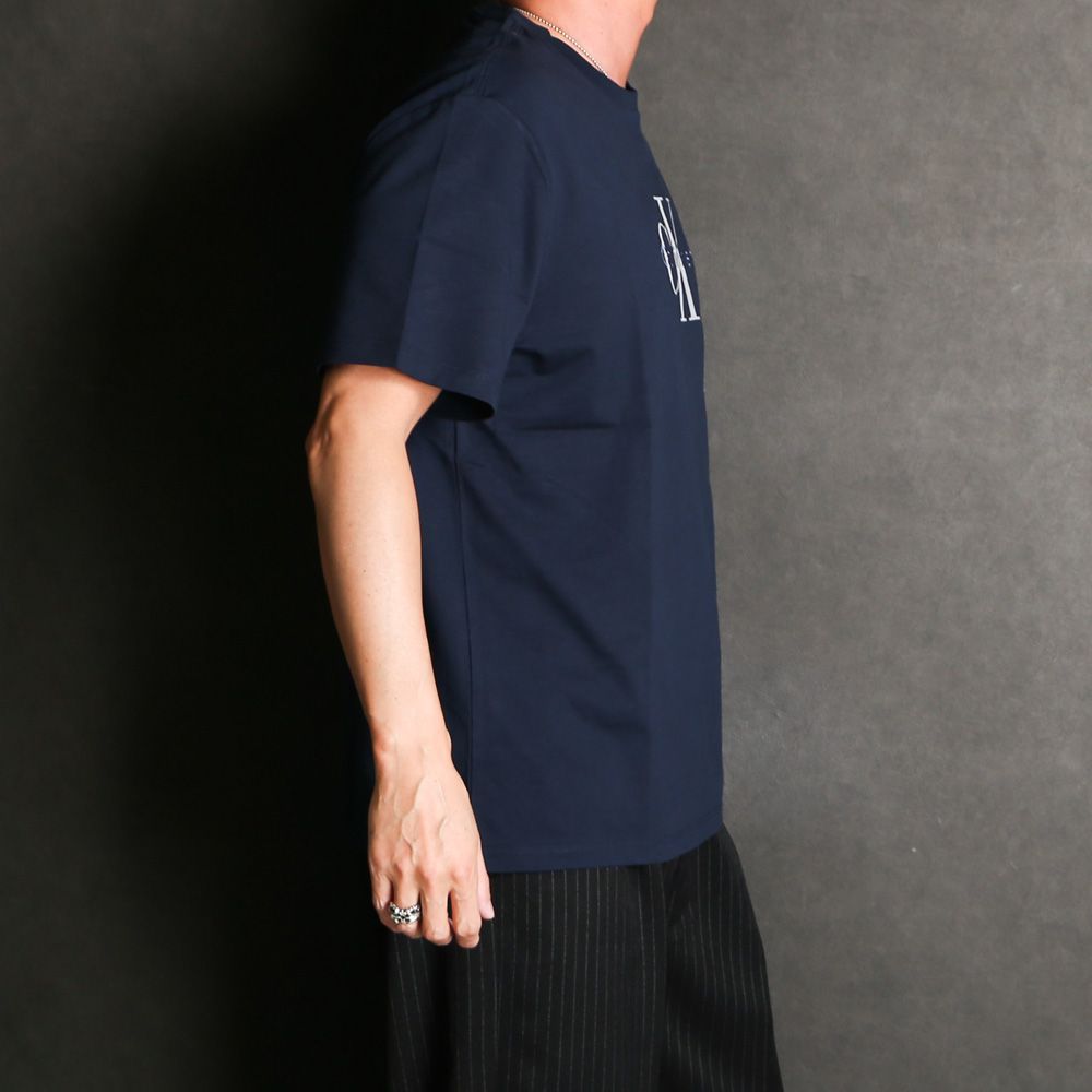 【関送無料】   Jeans Monologo 人気 Tシャツ Calvin Klein Jeans monologo t-shirt in white | ASOS
