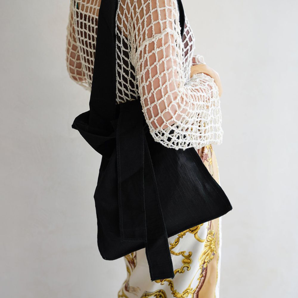 MARY INSIDE OUT TOTE - M / CERATO BRIGHT / BLACK / ITTI-BAG-130-CB