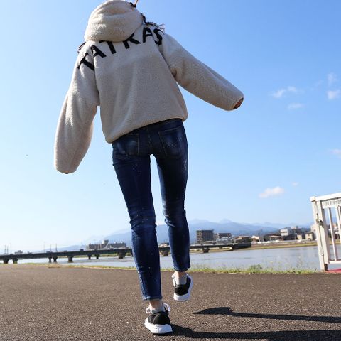 【TATRAS】×【DSQUARED2】 イタリアコーディネート(レディース)