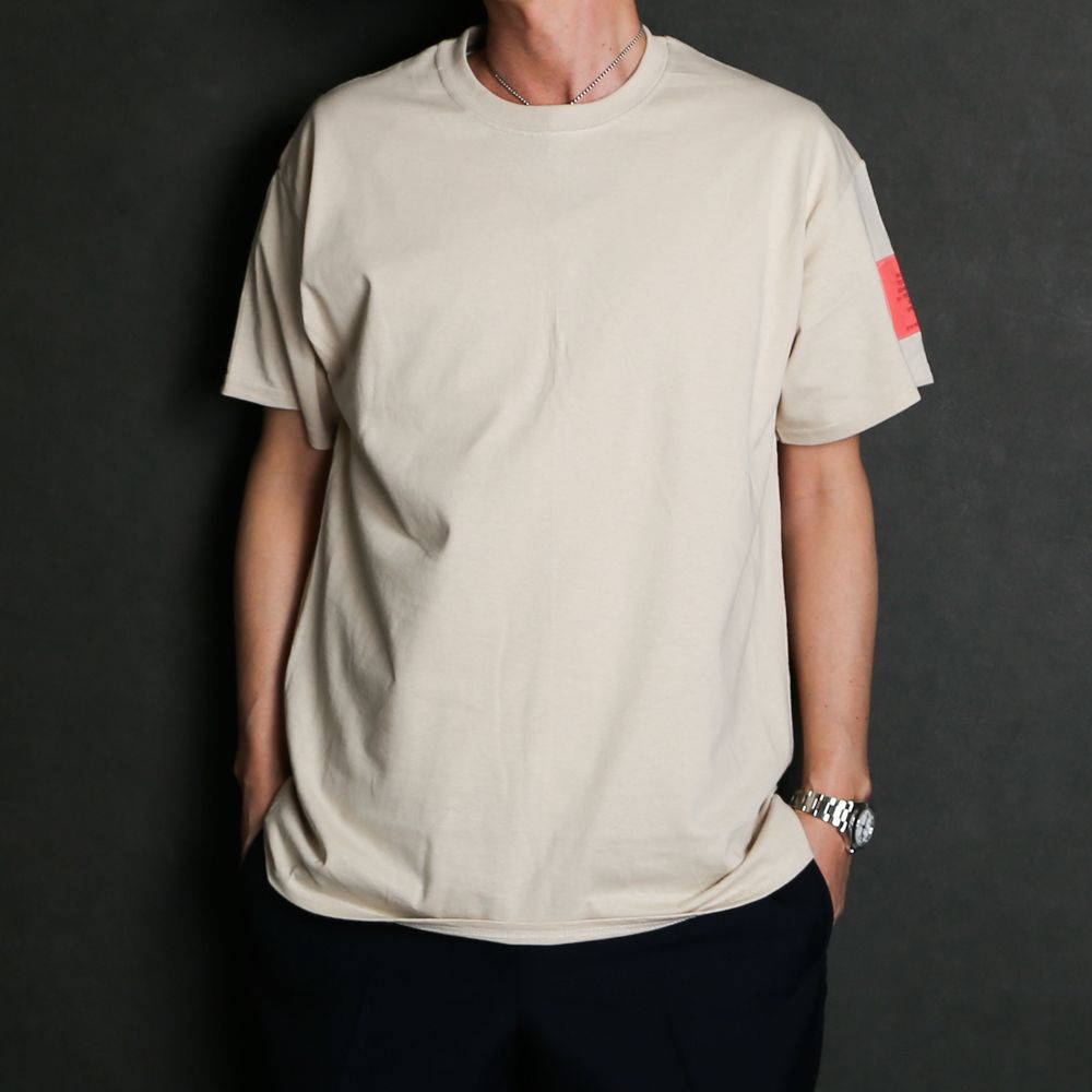 CREW NECK SHORT SLEEVE T-SHIRT / 9211-CS83 pieces