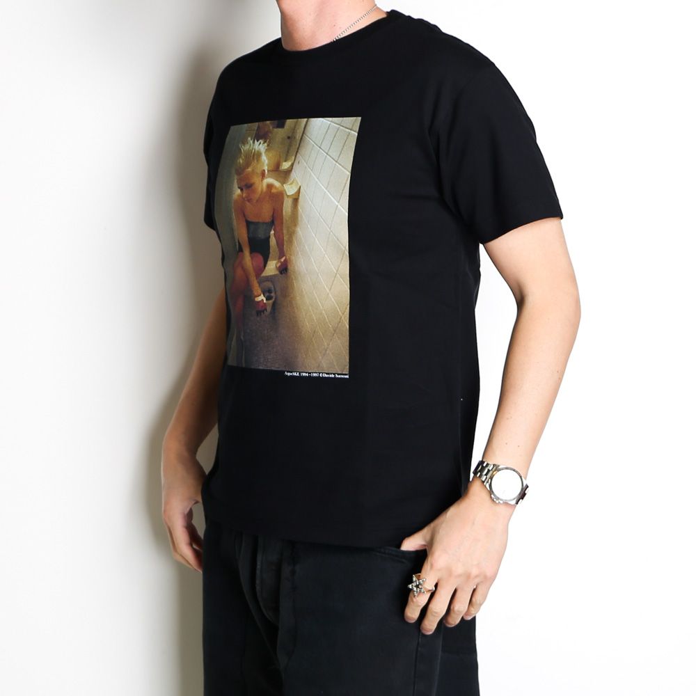 Stie-lo × Davide Sorrenti Jicky in the Bathroom T-SH / 23MND-STL004