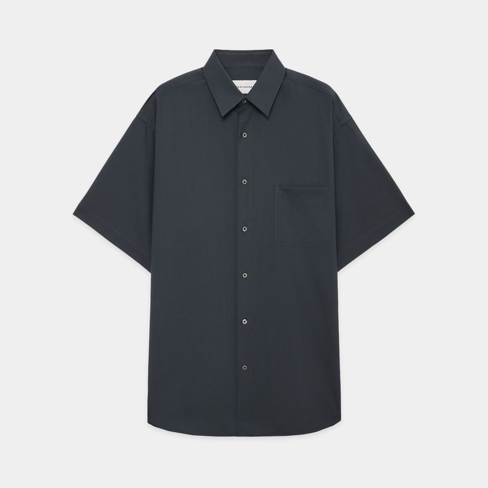 COMFORT FIT S/S SHIRT - CHARCOAL / オーガニックウール2/80トロピカル - コンフォートフィットS/Sシャツ / A26B04SH01B (4月下旬入荷予定)