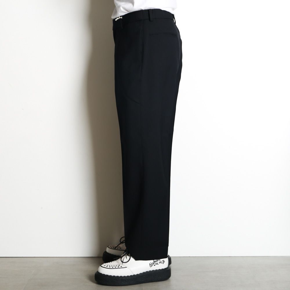 Flat Tapered Trousers - Black / 3/60 オーガニックウールサバイバルクロス® - フラットテーパードトラウザーズ / A26C07PT01C