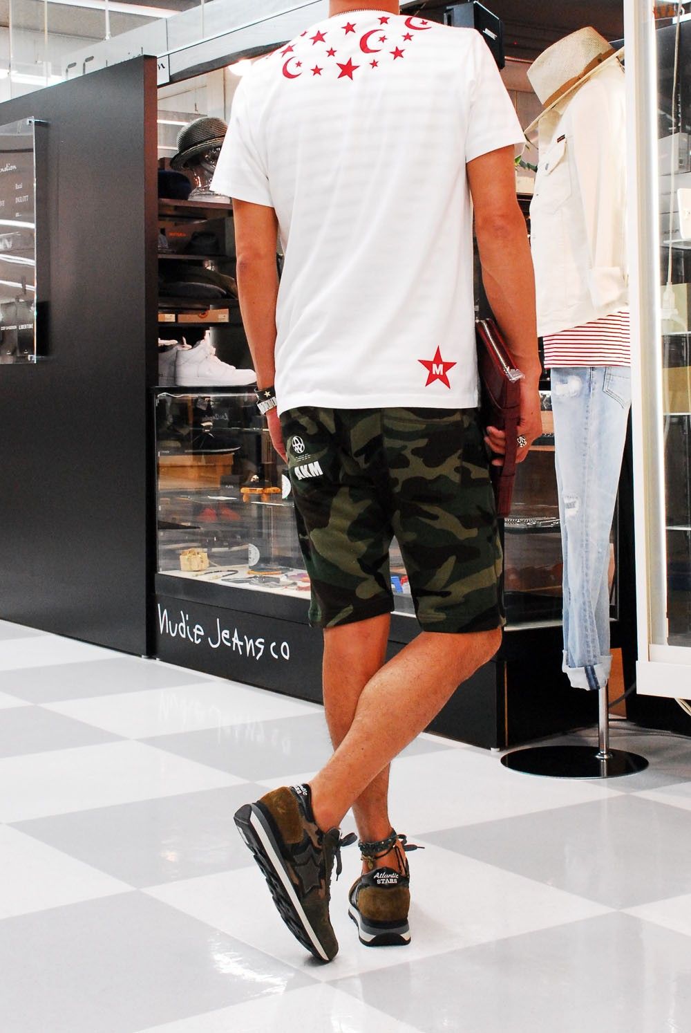 M × chemical conbination コラボレーション Tシャツ　REDバージョン。