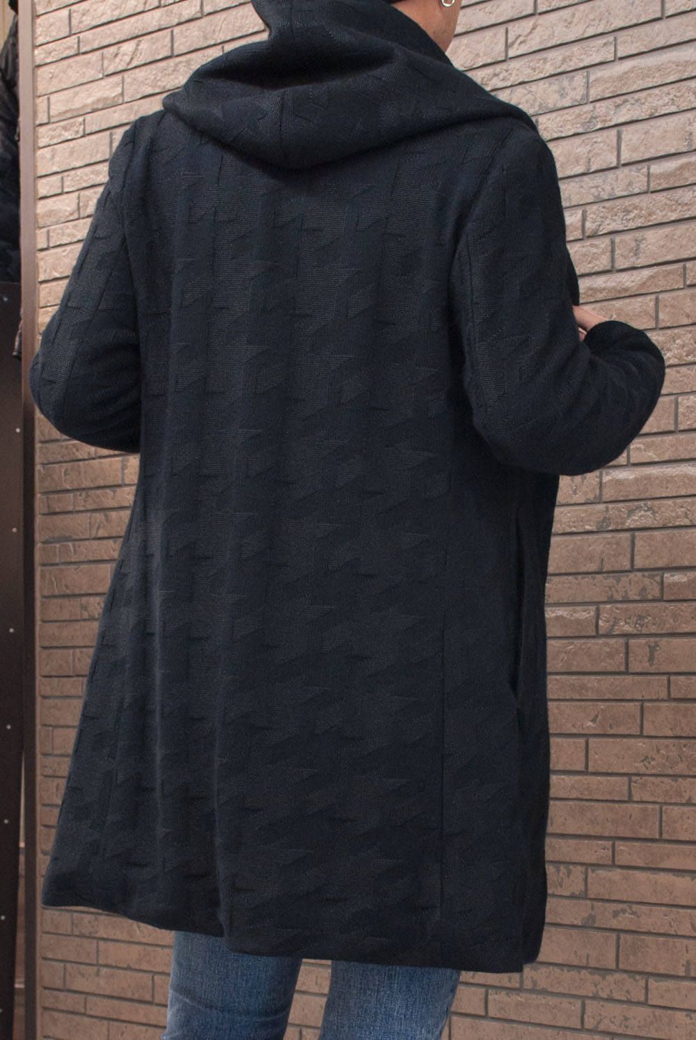 1PIU1UGUALE3 "NECK ZIP TRENCH (LONG)"を使用したスタイリング
