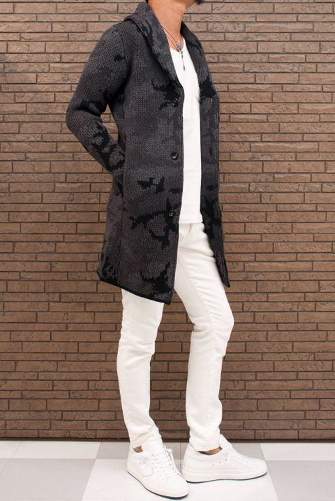 AKM 新作"SHAWL GOWN"を使用したスタイリング