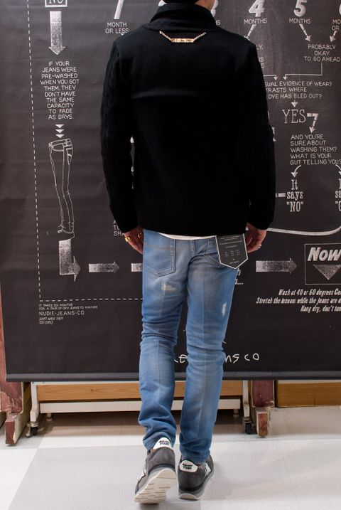 1PIU1UGUALE3　ANKLE TIGHT SLIM　MRP214-CTO037コーデ