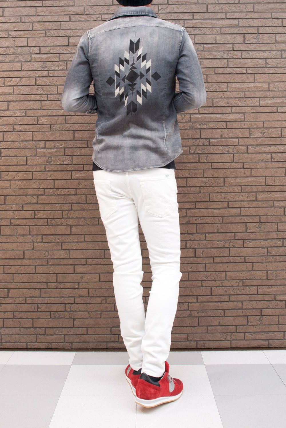 1PIU1UGUALE3　 PLAIN SHIRTS　MRS082-CTN040　コーデ