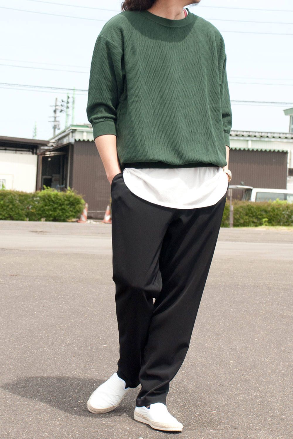 　“Iroquois” ゆるめのボトムスでこなれた雰囲気に!
