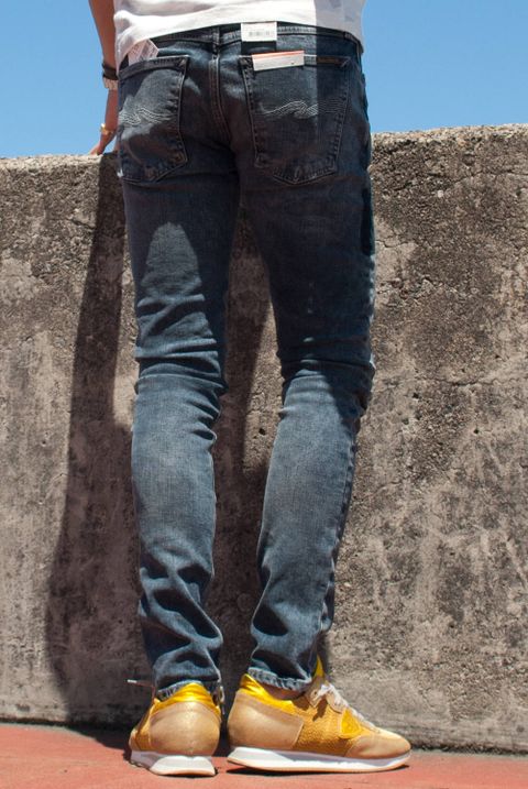 新作の　Nudie Jeans　SKINNY LIN　コーディネート