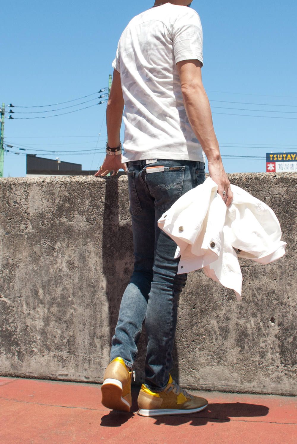 新作の　Nudie Jeans　SKINNY LIN　コーディネート