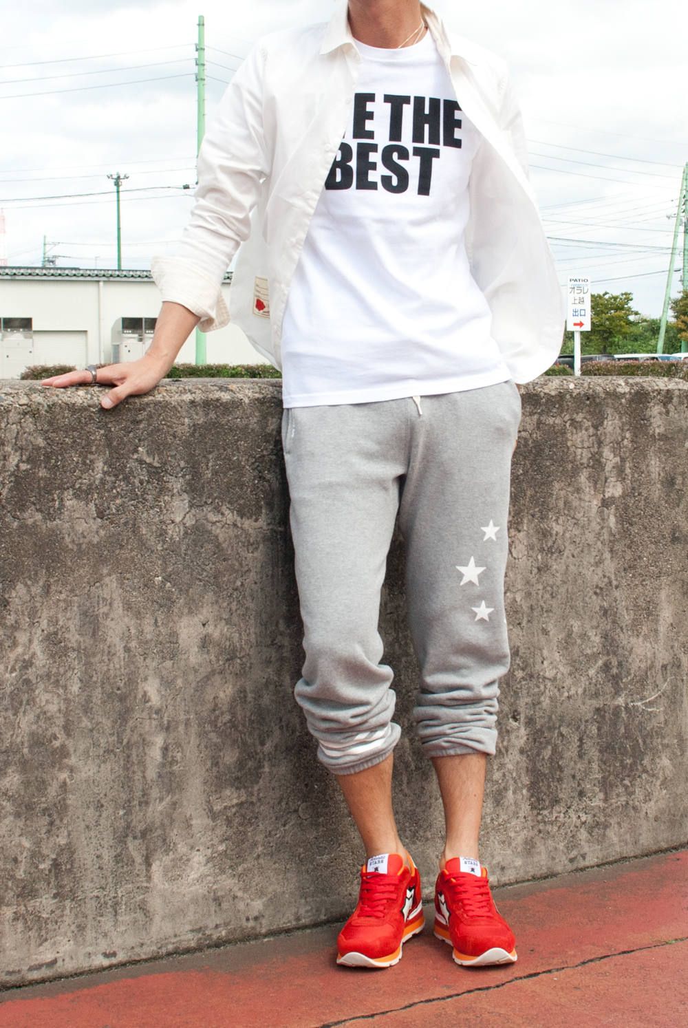 『WE THE BEST』 Tシャツコーディネート
