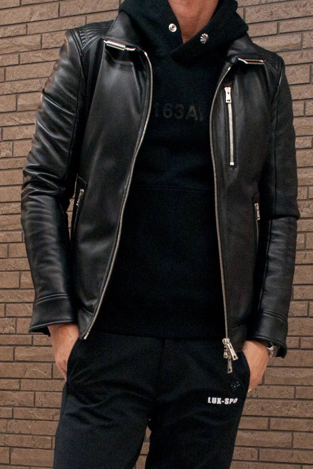 "LUXURY SPORTS"ブラックスタイル